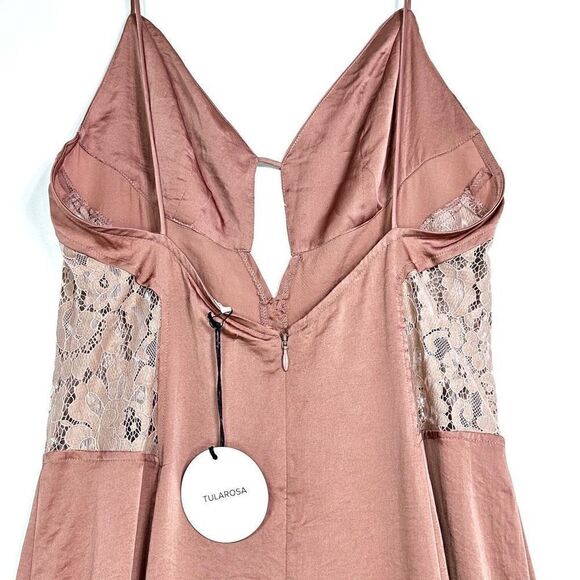 Tularosa
Genevieve Slip Dress Dusty Rose, size M - Picture 6 of 12